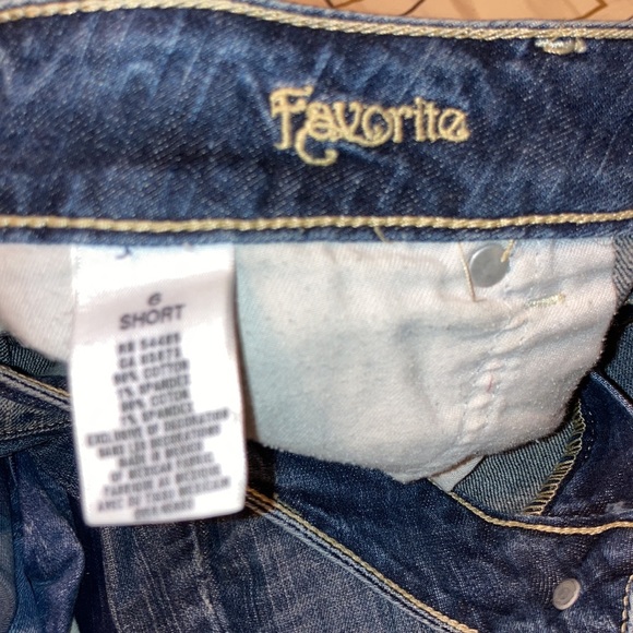 American Eagle Jeans - Picture 9 of 9
